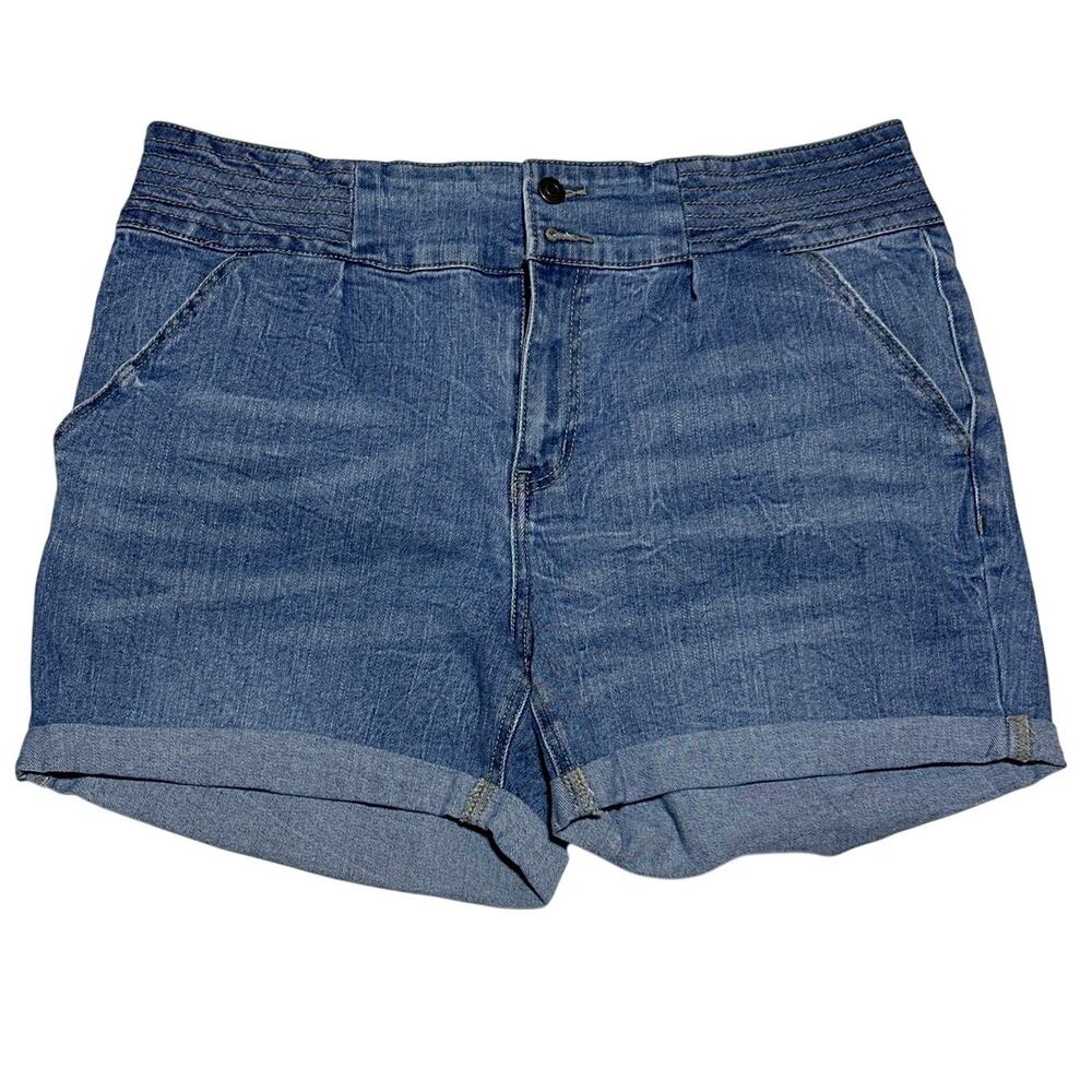 Plus Size Women's Est. 1948 Denim Shorts Size 16 Medium Wash Stretch